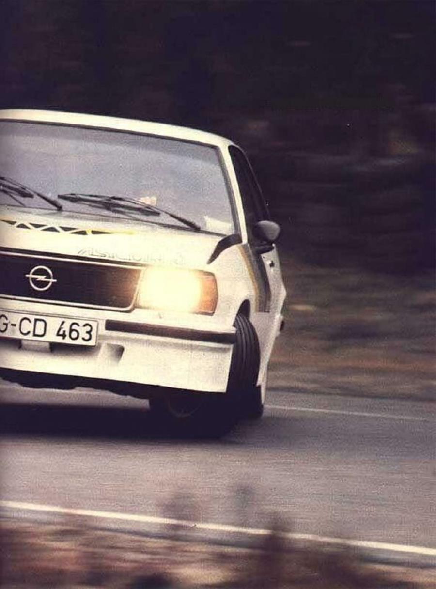  Opel Ascona 400 Rally 1982 года  (фото 13 из 14)